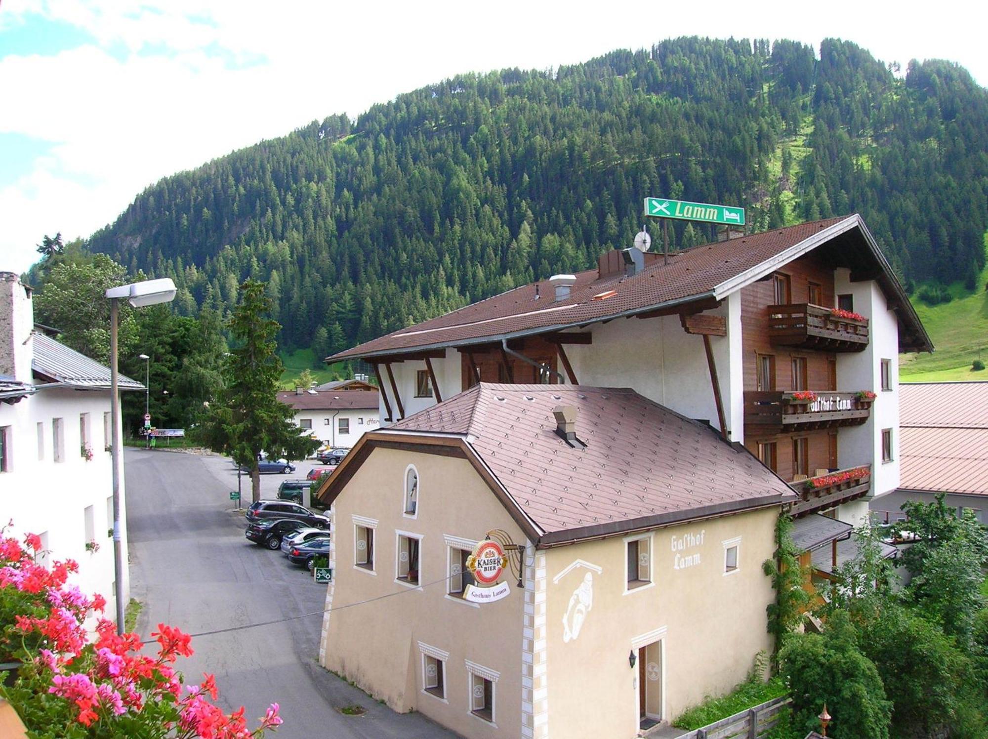 Hotel Garni Lamm Nauders Eksteriør bilde