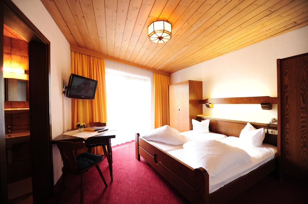 Hotel Garni Lamm Nauders Rom bilde