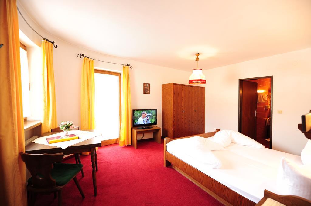 Hotel Garni Lamm Nauders Rom bilde