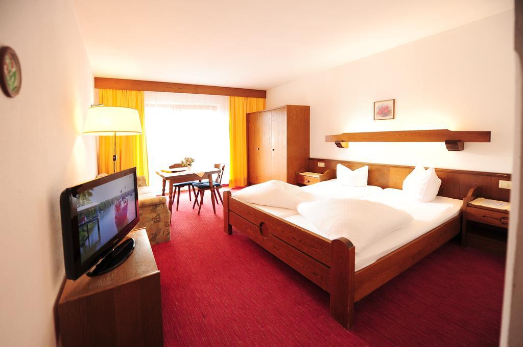 Hotel Garni Lamm Nauders Rom bilde